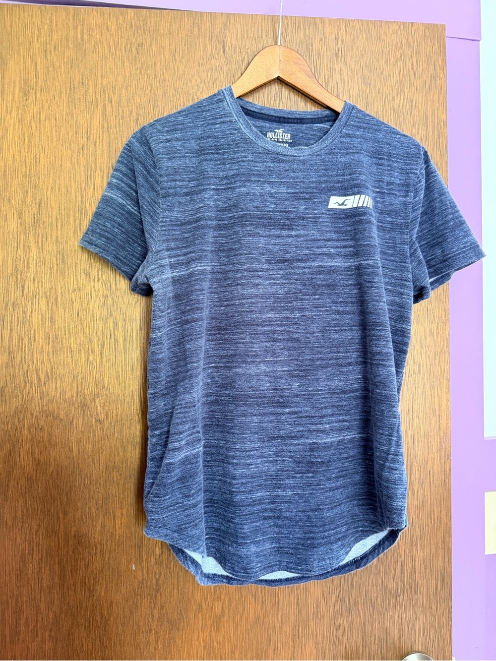 Hollister Men's Heathered Dark Blue Crew Tee